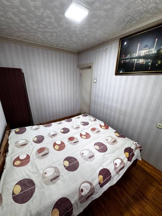Метро Тинчлик 77 серия 3х комнатная