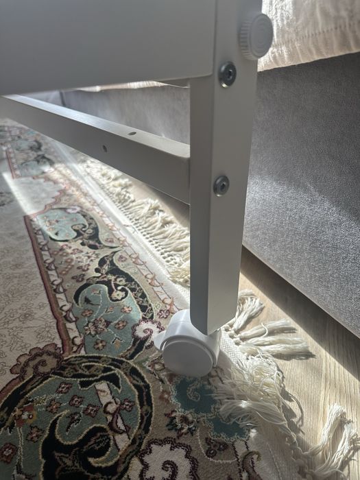 Продам кровать для новорожденных