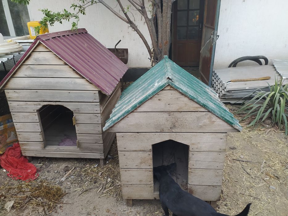 Продам домик для собак