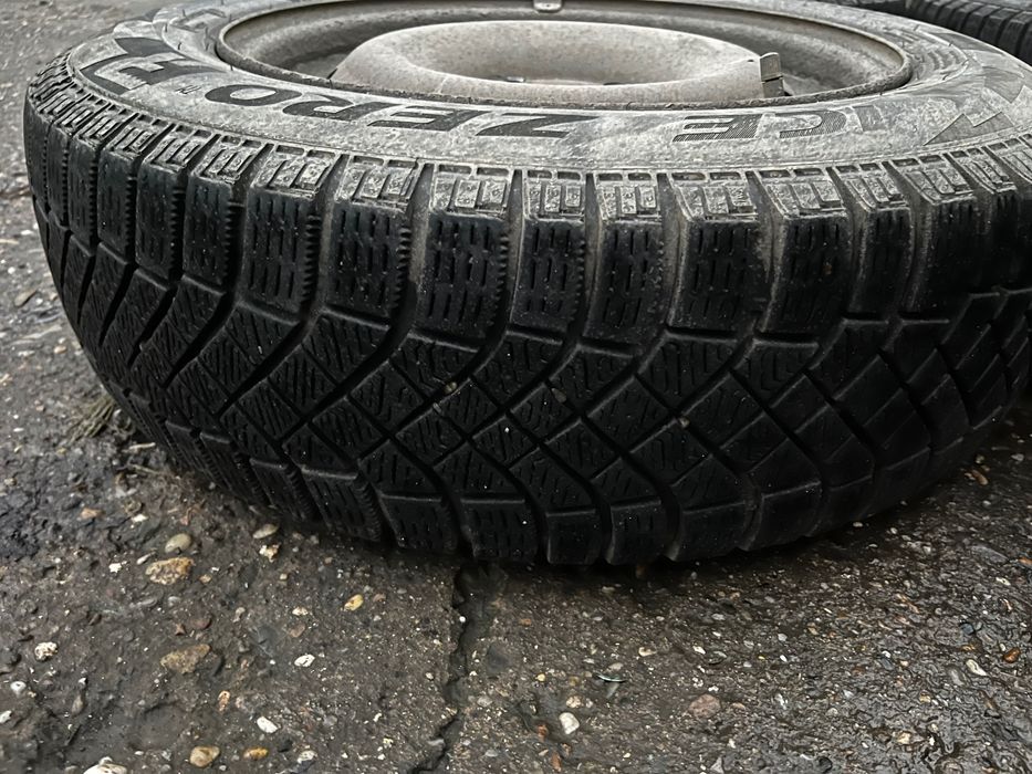 Roti Complete Iarna Dacia Logan 1