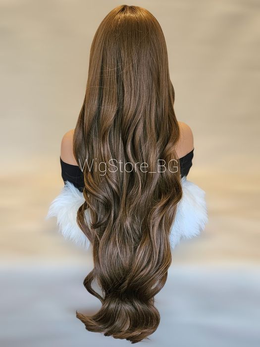 Дълга кафява перука с бретон на къдрици светло кестенява