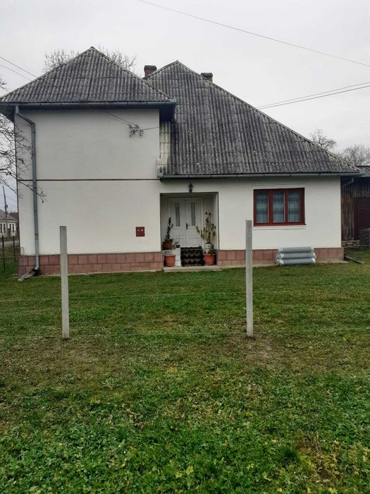 Casă de vânzare