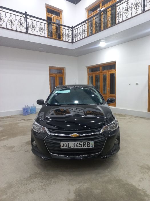 Srochno Onex 2023 qora rodnoy sotiladi