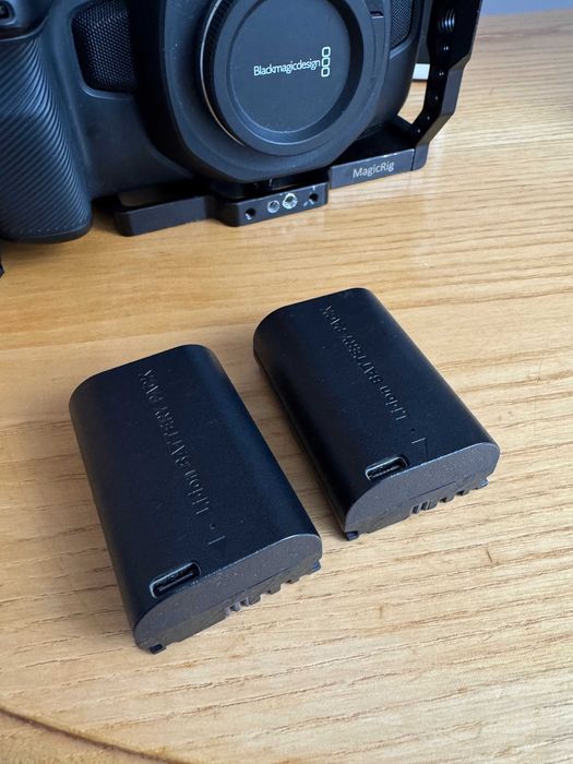 Blackmagic Pocket Cinema Camera 4K + obiectiv Canon 85mm 1.8 + Viltrox MFT + cage