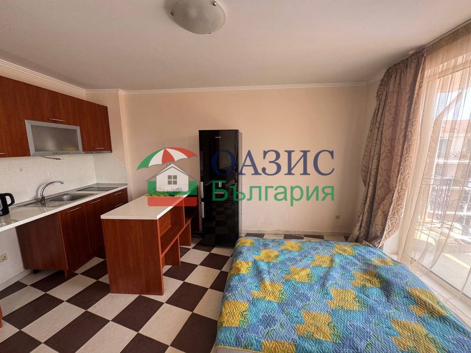 Просторен апартамент с 1 спалня в комплекс "Хасиенда Бийч", Созопол, 84.78 кв. м,