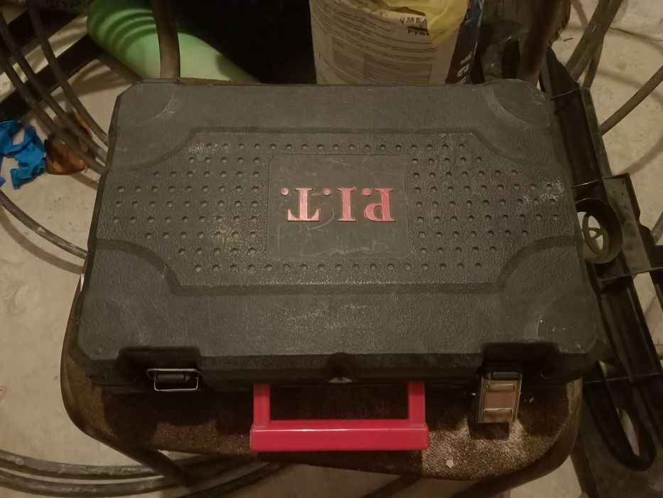 Продам кейсы для перфоратор и шрупповерт