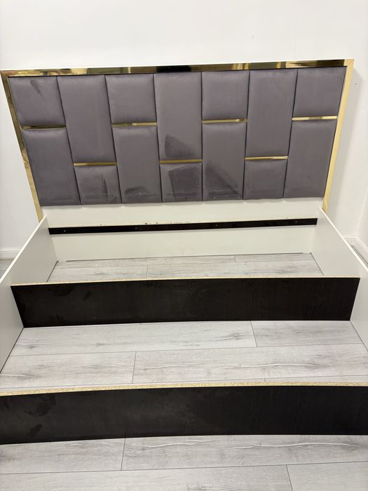 Кровать двухспальняя