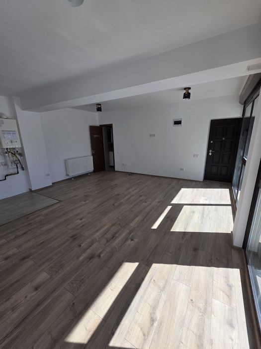 Garsonieră în imobil nou, Sinaia