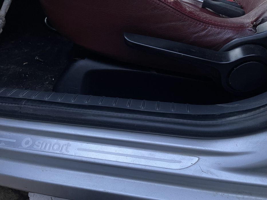Vand maneta scaun reglaj inaltime smart forfour 454 subwofer sub scaun