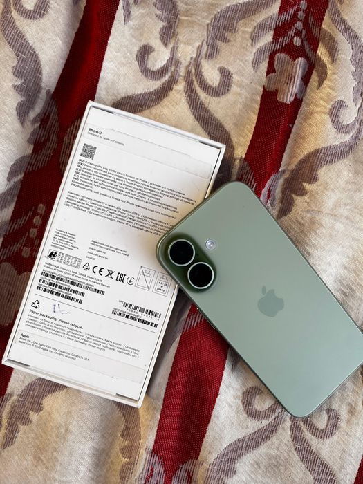IPhone 17  256 MB с гарантией
