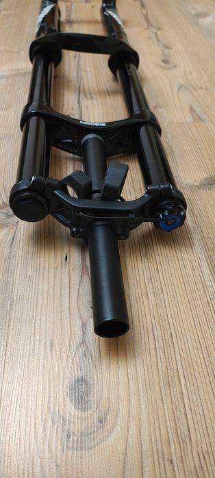 Вилка RockShox Boxxer Team