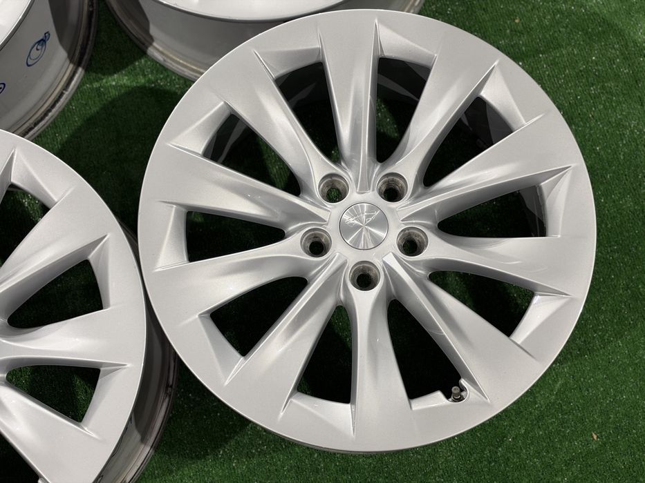 4бр. КАТО НОВИ 19” Оригинални Джанти *SLIPSTREAM/AERO TURBINE* 5х120 за -TESLA S- 8.0Jx19H2, ET40