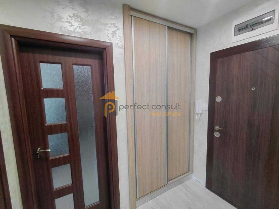 Продава се Двустаен апартамент в Пловдив, Остромила - 66 кв.м за 2326 €/кв.м - Снимка #7