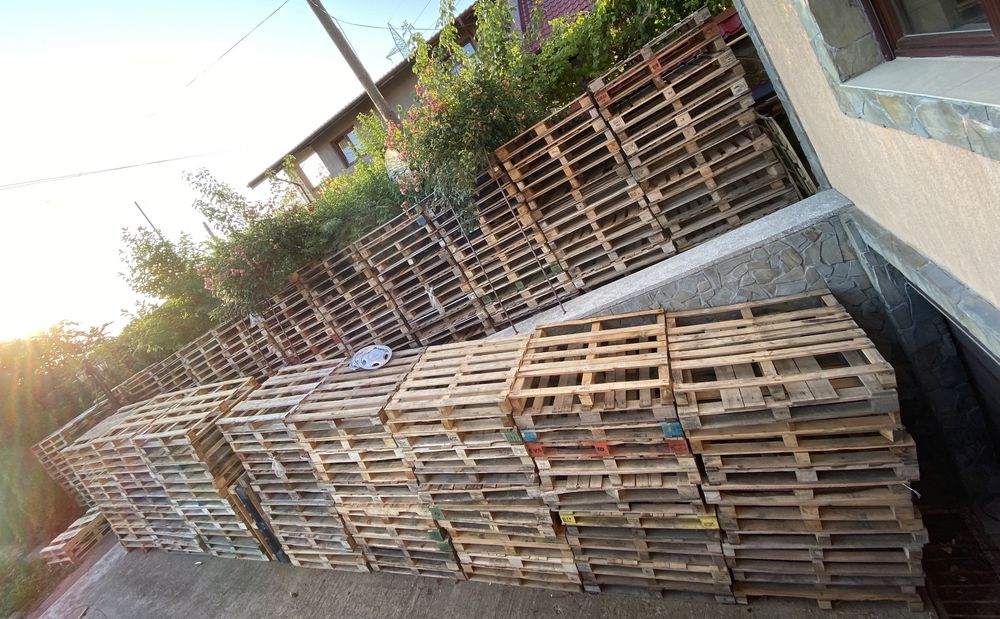 Paleți din lemn pentru marfă/transport/depozit/mobilier grădină/terasa