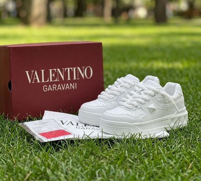 Adidasi Valentino Garavani Alb - Produs Full Box