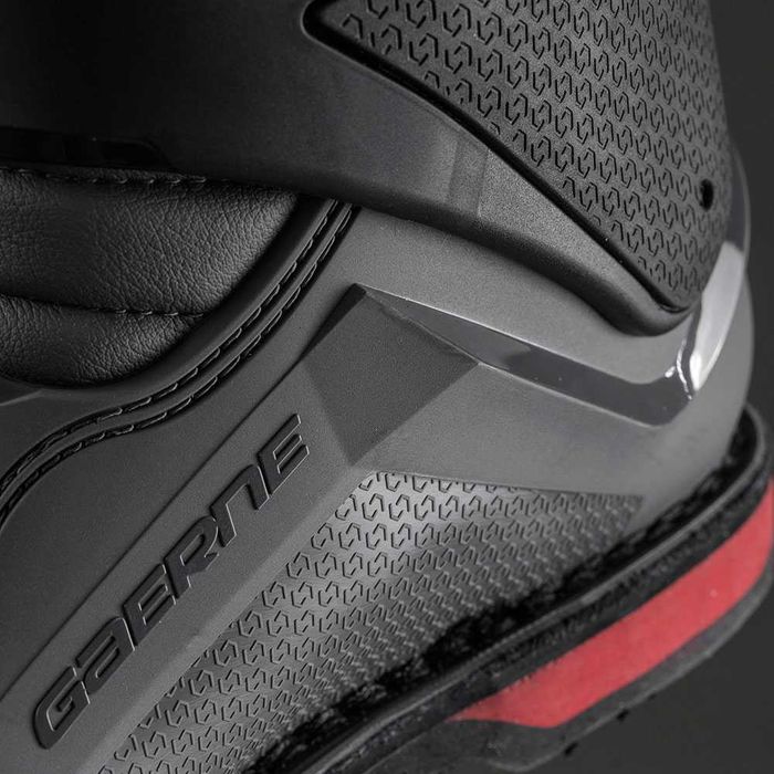 Gaerne
Ботуши SG22 Anthracite Black Red