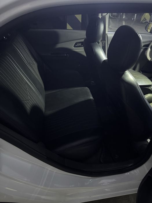 Chevrolet Cobalt 2025 — 5