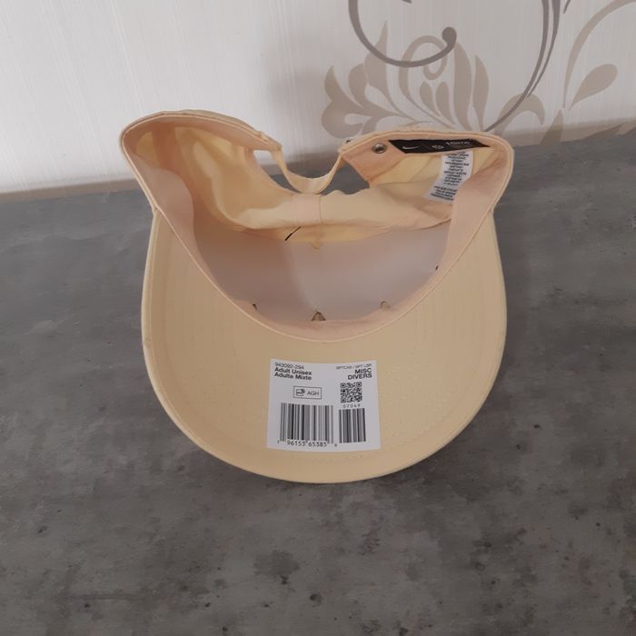 Vand șapca marca Nike