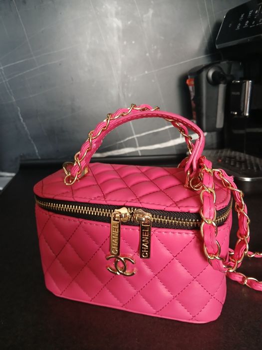 Chanel Розова чанта