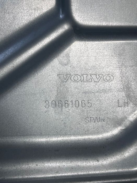 Macara Geam Stanga Fata Volvo V70 Iii Bw, 135 2007 -> 30661065
