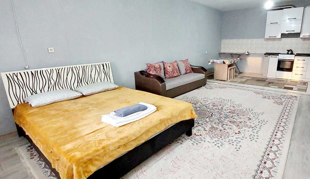 квартира в самом центре города ЖК (площадь)