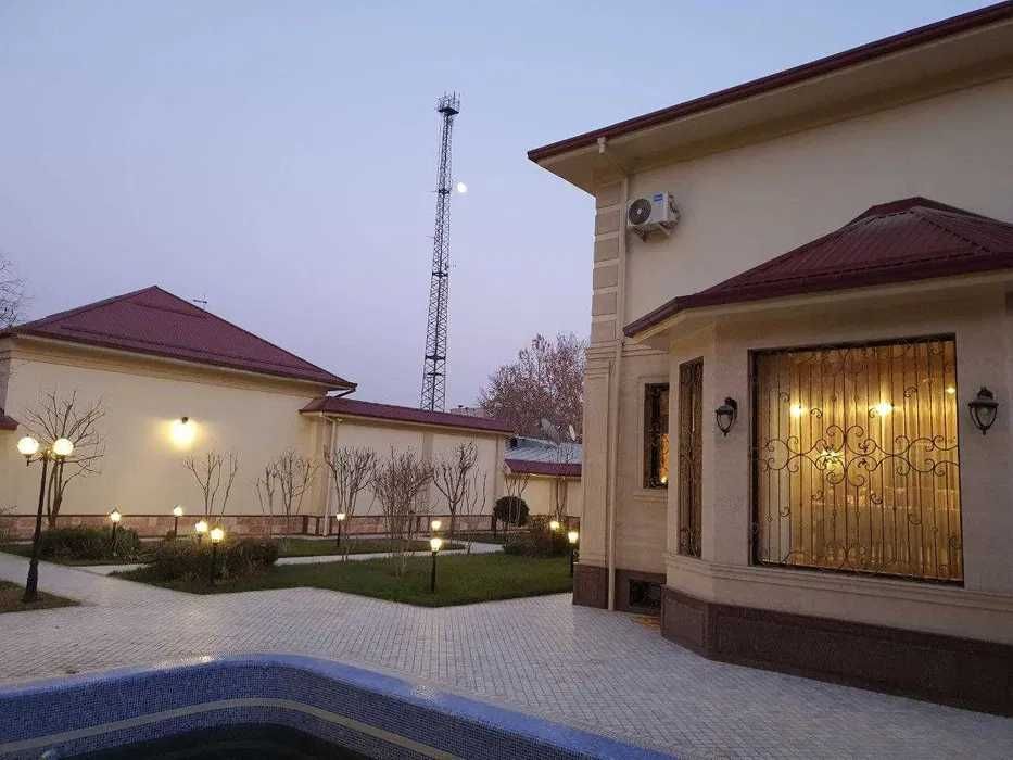 Прадается Евро Дома - 10 соток Мирзо Улугбек Центр Луначарского