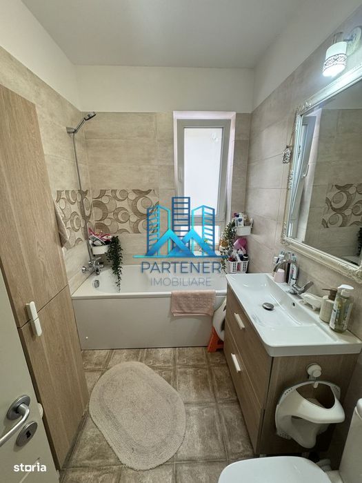 Apartament 3 camere Pacurari-Rediu(EOS), parcare, mobilat, utilat,72mp