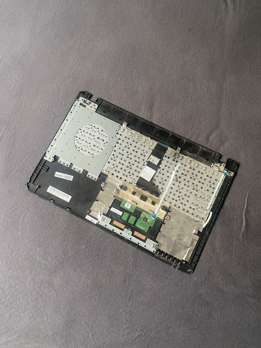 Dezmembrez asus x550l