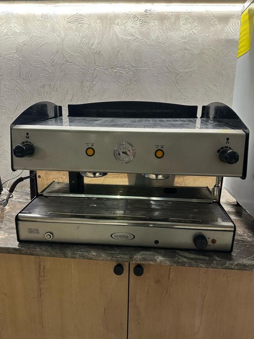 продается Кофемашина