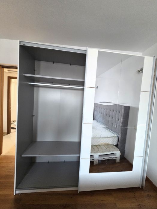 Set dulap cu uși glisante + dressing fără uși