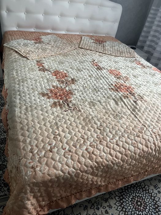 Покрывало на двуспальную кравать