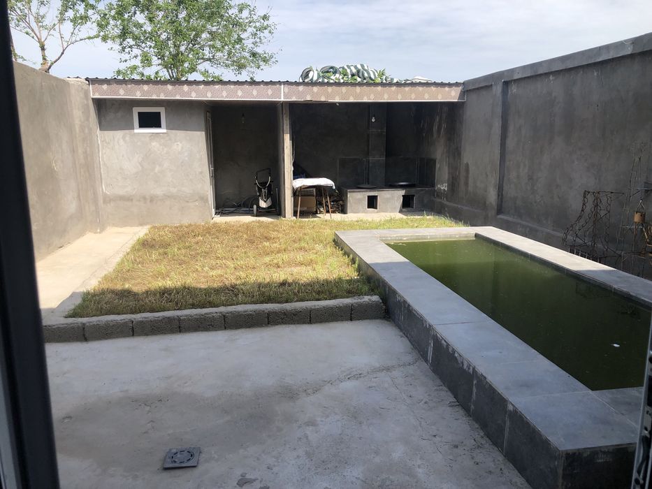 Уй сотилади яхши курилган арентир кокакола завод