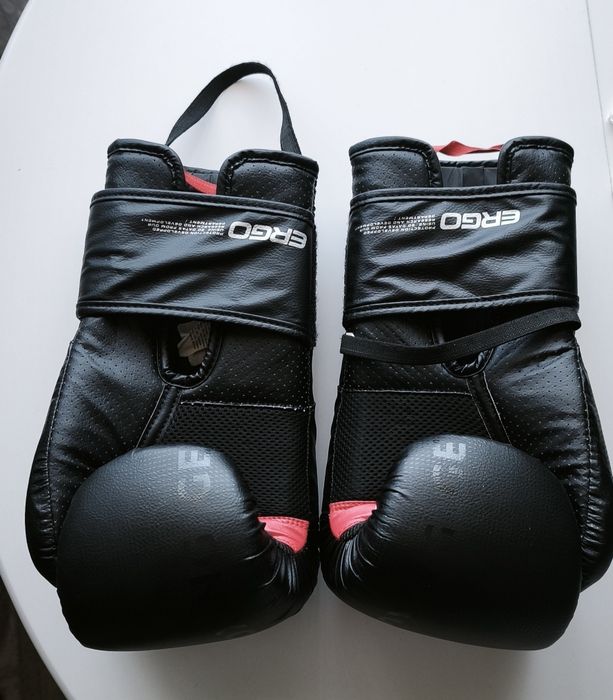 Mănuși de  box 14oz