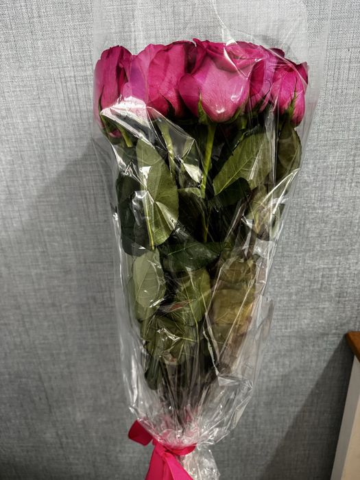 Метровые розы свежие