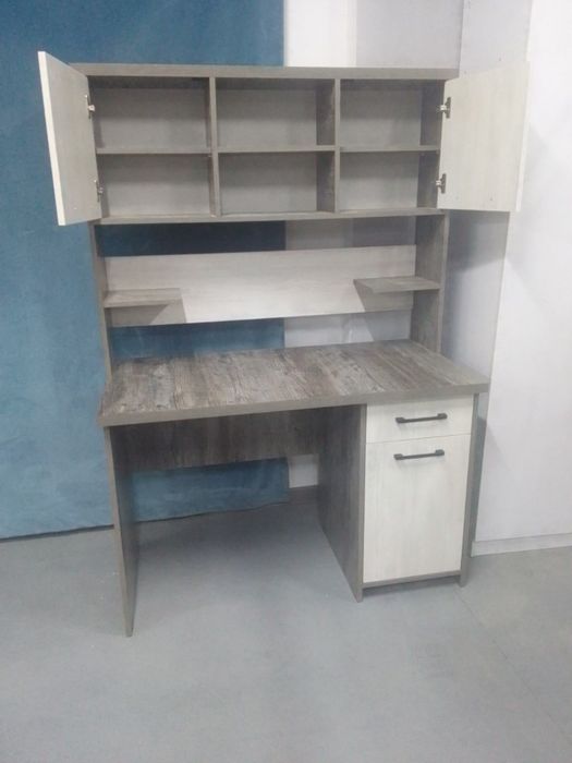 Офис Уй у́кув марказлар учун парта стол стуллар сотувда бор