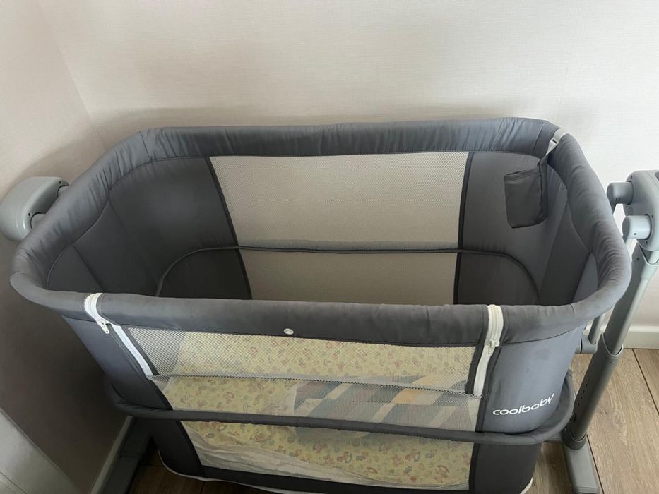 Детская кроватка до трех лет.