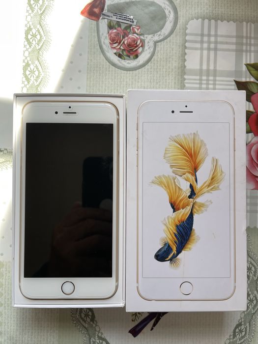 Vând iPhone 6 sPlus aproape nou