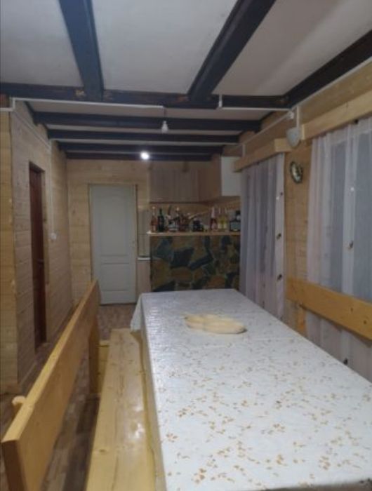 Închiriez cabană cu ciubăr (indisponibil de Revelion)