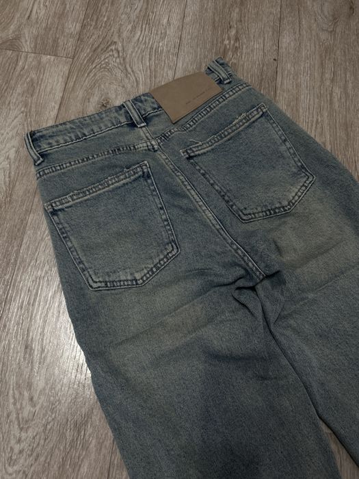 джинсы сине серые