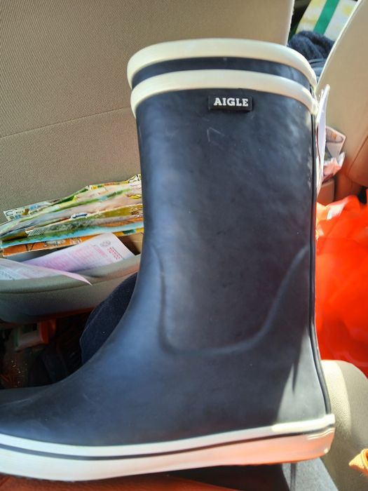 Нови зимни гумени ботуши 36