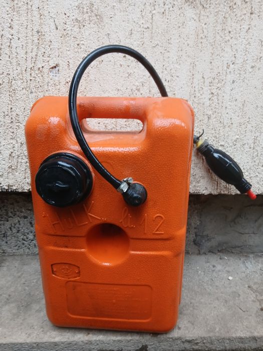 Резервоар за лодка 12л