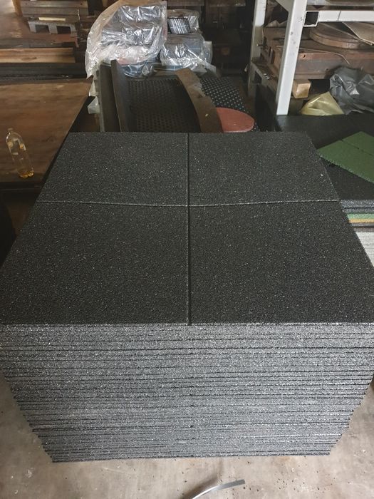 Pavele cauciuc tartan\ dale cauciuc 50x50