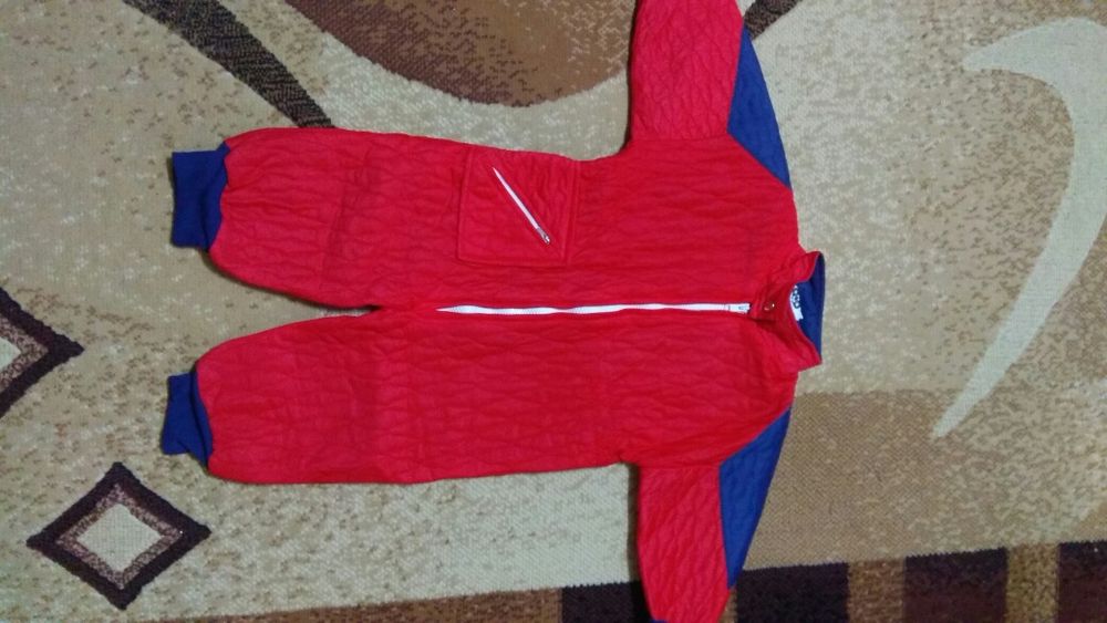 Детский комбинезон, на весну,осень.