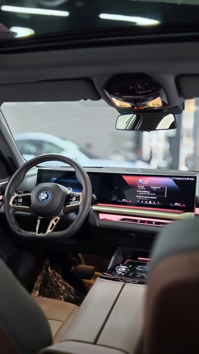 BMW i5 40L М пакет