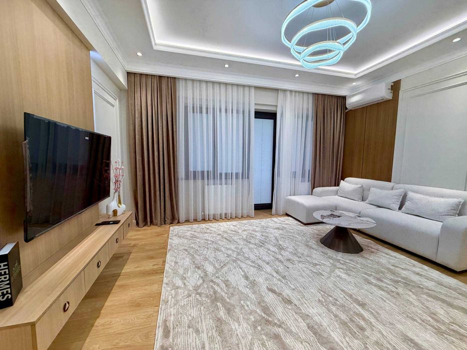 4х-комнатная 99 м² с дизайнерским ремонтом — Nukus Avenue