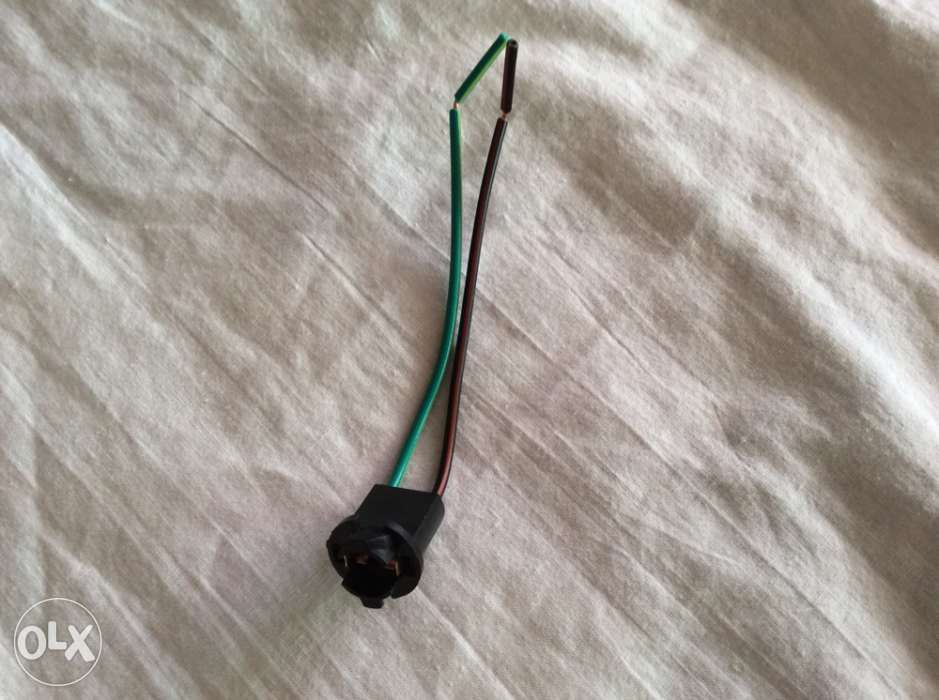 Soclu T10 pentru becuri W5W 10 buc