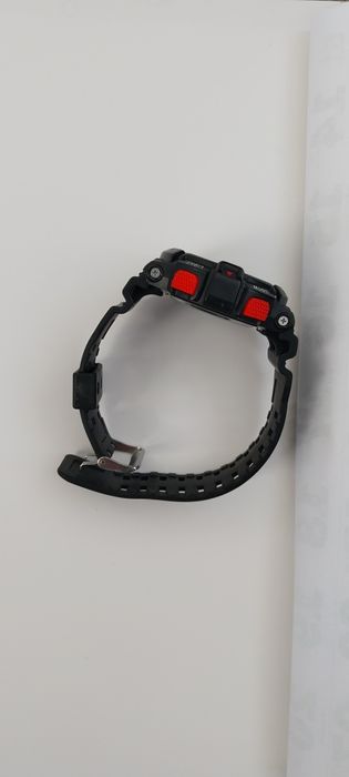 Мъжки часовник LASIKA W-H 9002 Водоустойчивост 30 метра аларма
12 лв
Д