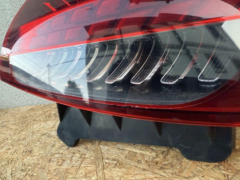 Stop tripla lampa dreapta Mercedes E Class W213 Facelift 2020+ LED