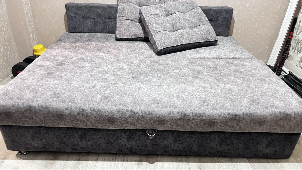 Продам диван 190*150