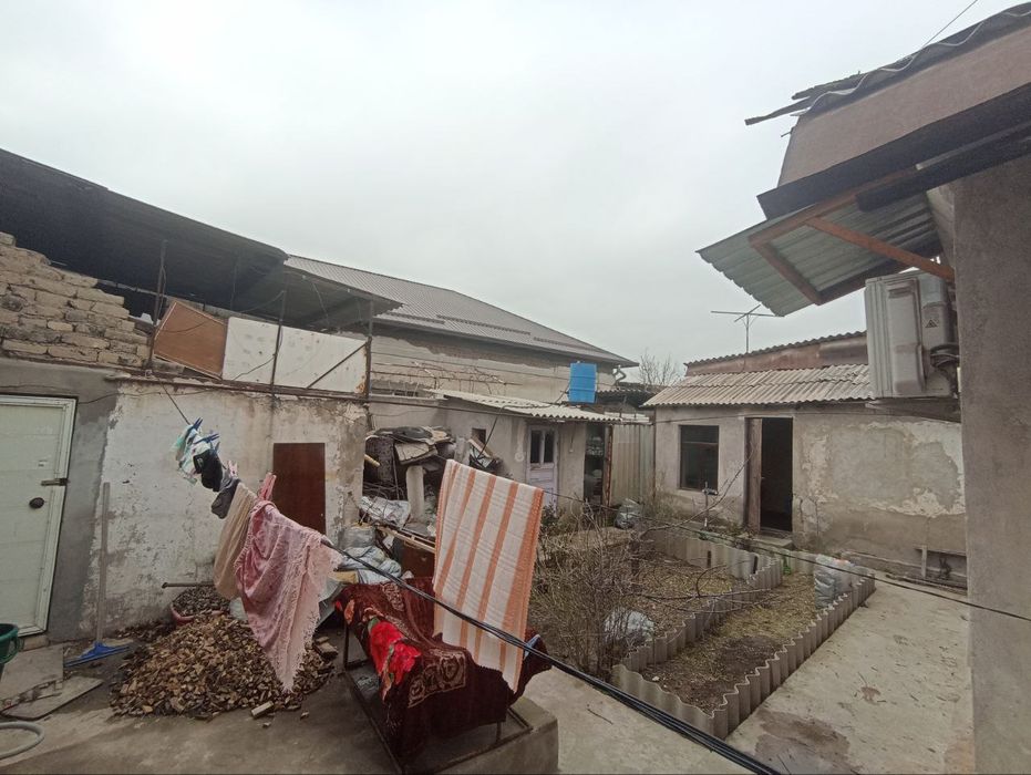 Продается двухкомнатный дом в Бектимирском районе